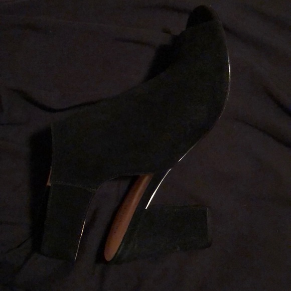 Booties - Picture 5 of 6